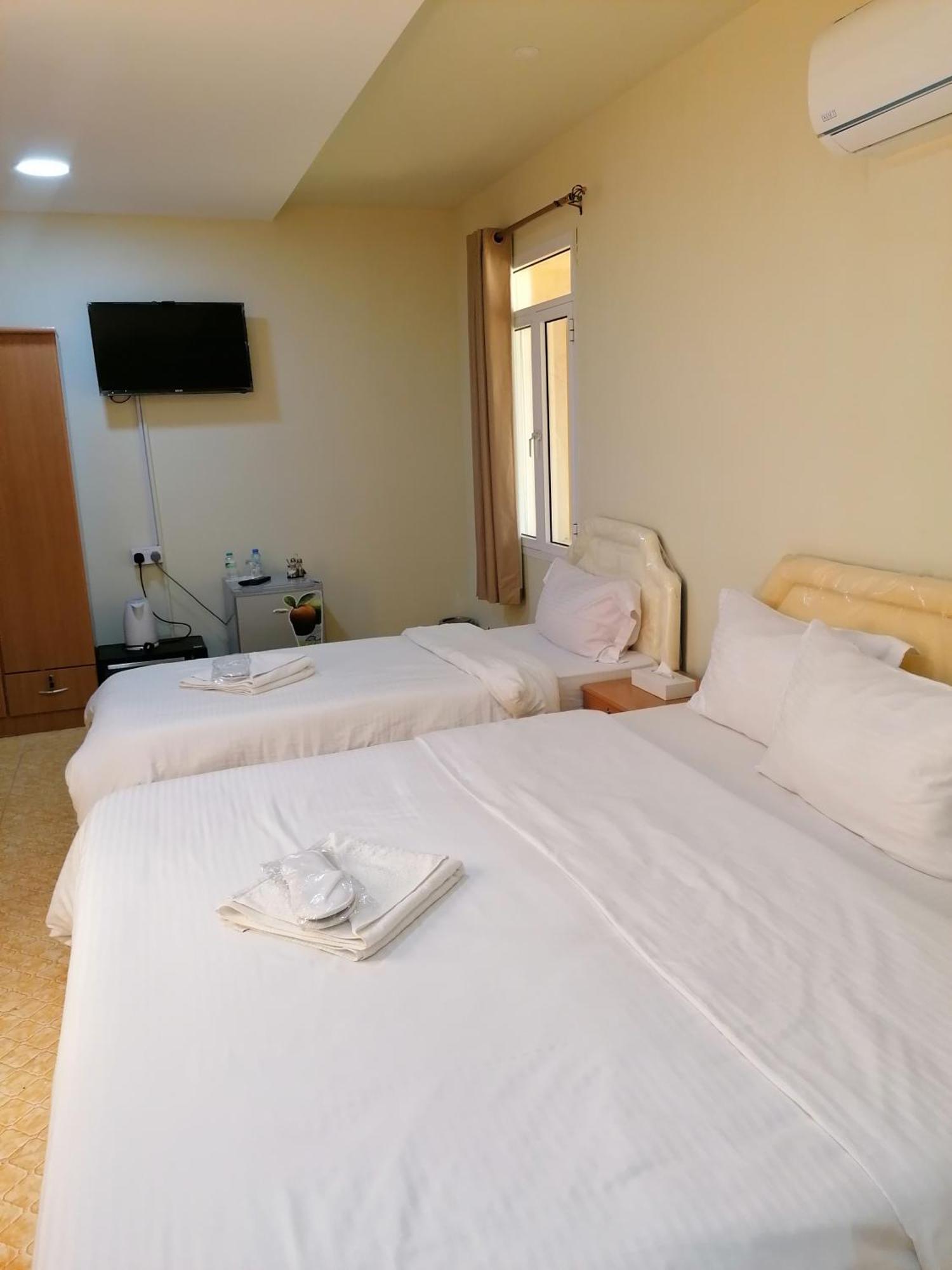 Al Ghalilah Alshumukh Guesthouse חדר תמונה
